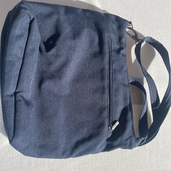 Travelon Navy Antitheft Crossbody Bag - Picture 2 of 6
